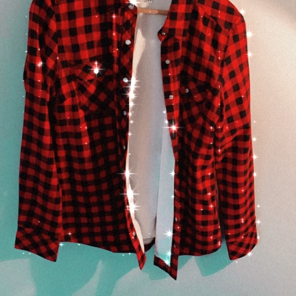 Tops - Picture 4 of 16